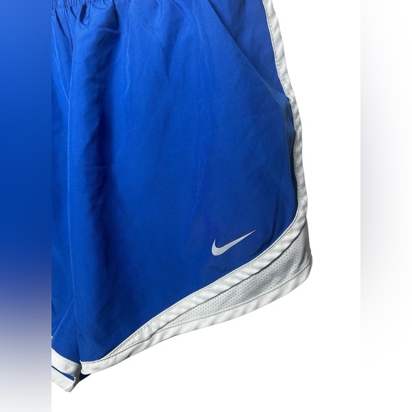 Nike Dri-FIT Tempo Running Shorts Women’s Medium Blue White Trim - Picture 2 of 5